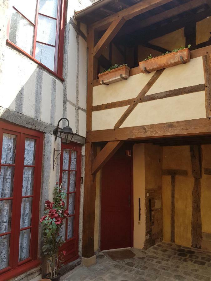 Appartement Du Vieux Troyes Ngoại thất bức ảnh